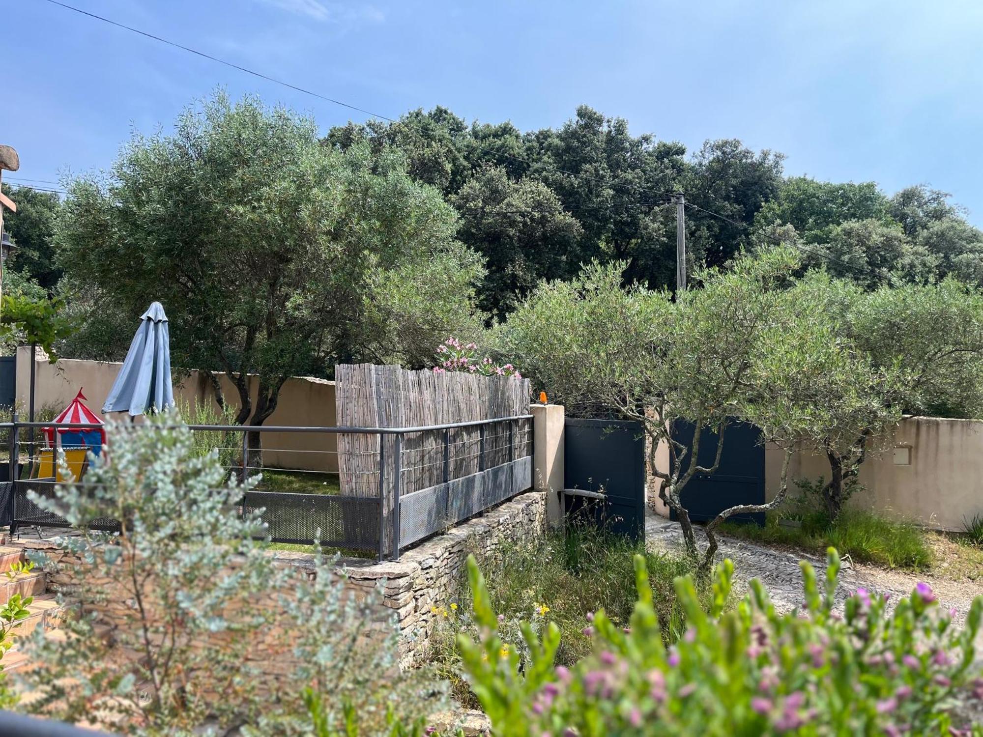 Villa Pierre Blanche Le Calme A 5Mn Du Centre Ville Nîmes Exteriör bild