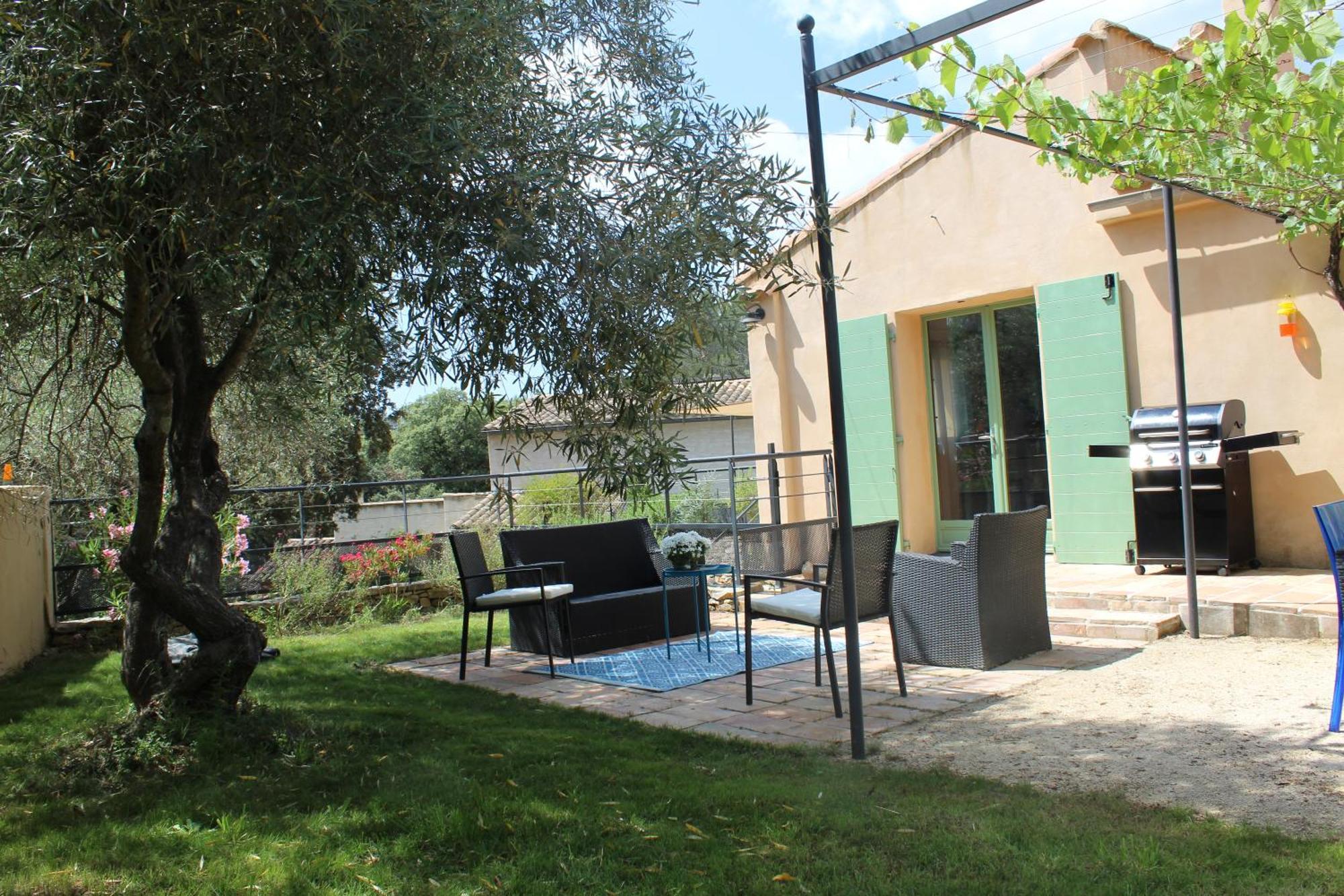 Villa Pierre Blanche Le Calme A 5Mn Du Centre Ville Nîmes Exteriör bild