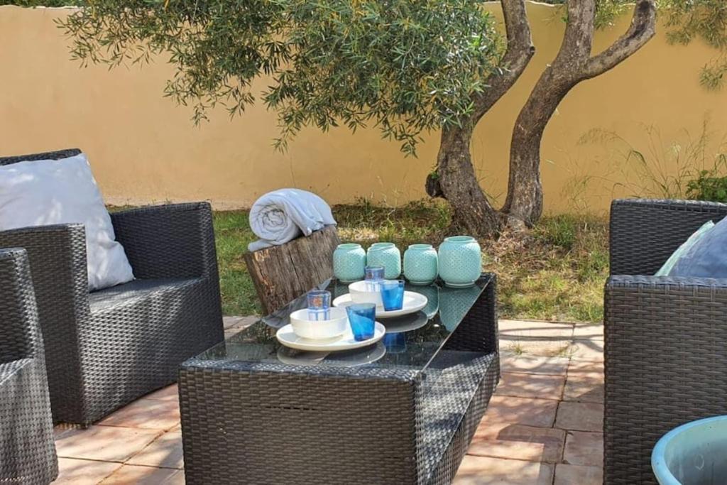 Villa Pierre Blanche Le Calme A 5Mn Du Centre Ville Nîmes Exteriör bild